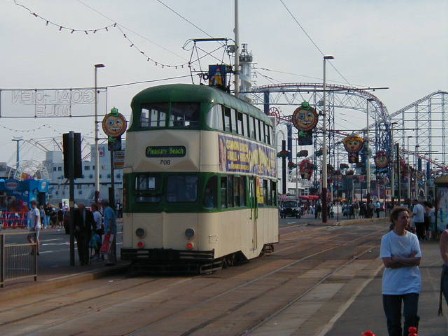 Blackpool tram 708